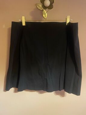 SPANX CoreLuxe Skort in Black